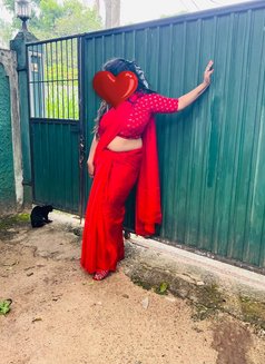 Nikki (Genuine Independent Escort) - escort in Colombo Photo 11 of 16