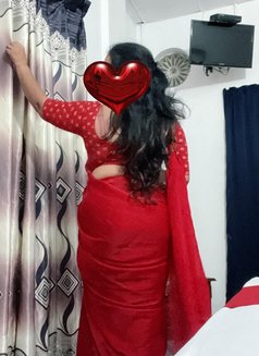 Nikki (Genuine Independent Escort) - escort in Colombo Photo 15 of 16