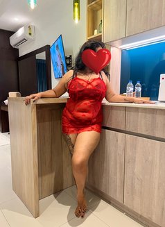 Nikki (Genuine Independent Escort) - escort in Colombo Photo 1 of 5