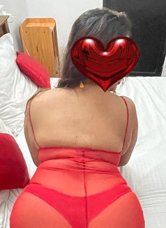 Nikki (Genuine Independent Escort) - puta in Colombo Photo 2 of 7