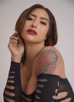 Nikki Hottest Sex/GFE/Versa - Acompañantes transexual in Singapore Photo 18 of 27