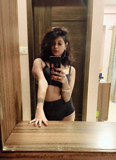 Nikki! - Agencia de putas in Candolim, Goa Photo 3 of 18