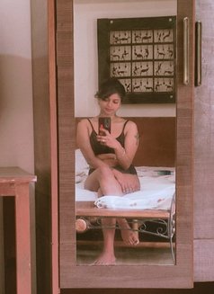 Nikki! - Agencia de putas in Candolim, Goa Photo 8 of 18