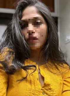 Nikki - escort in Vadodara Photo 2 of 3