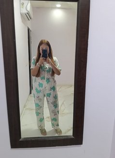 Nikki Independent - masseuse in Chandigarh Photo 13 of 15