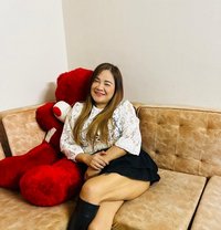 Nikki - masseuse in Chandigarh Photo 1 of 10