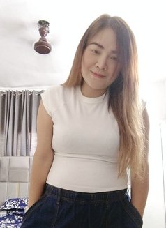 Nikki - masseuse in Chandigarh Photo 9 of 10