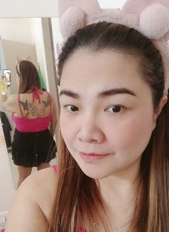 Nikki - Masajista in Chandigarh Photo 8 of 11