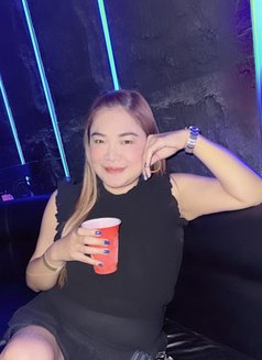 Nikki - Masajista in Chandigarh Photo 9 of 11