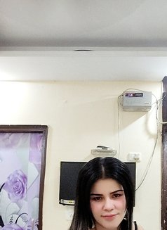 Nikki - masseuse in Gurgaon Photo 4 of 16