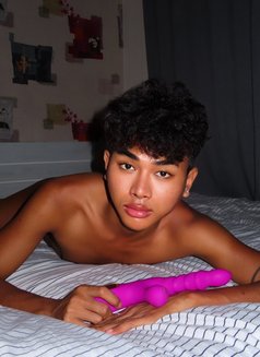 Nikki - Acompañantes masculino in Dubai Photo 7 of 9