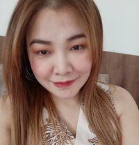 Nikki - masseuse in Chandigarh Photo 3 of 18