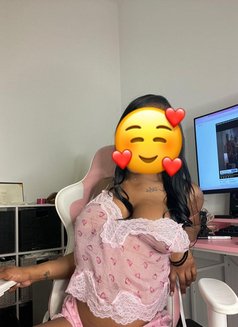 Nikky - Transsexual escort in Frankfurt Photo 1 of 4