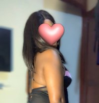 Nikky - escort in Accra
