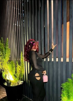 Nikky - escort in Accra Photo 4 of 6