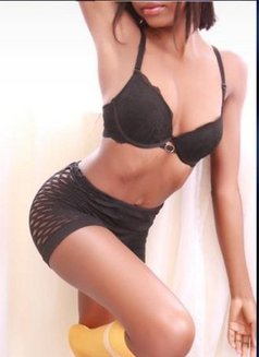 Nikky - Masajista in Durban Photo 2 of 5