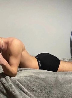 Ariel twink - Male escort in Tashkent Photo 10 of 11