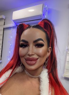 Nikol - puta in Phuket Photo 2 of 10