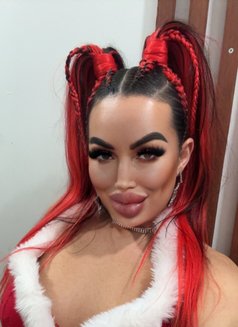 Nikol - puta in Phuket Photo 6 of 10