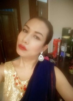 Nikol69 - Transsexual escort in New Delhi Photo 5 of 6