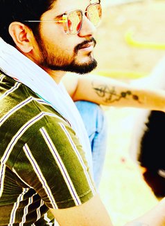 Nikrao - Acompañantes masculino in New Delhi Photo 3 of 5