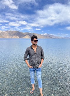 Nikrao - Acompañantes masculino in New Delhi Photo 5 of 5