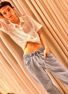 Niky - Male escort in Riyadh Photo 17 of 19