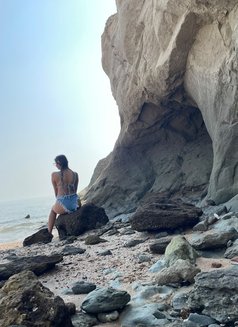 Nila age 20(a special andwenderful exper - escort in Muscat Photo 7 of 9