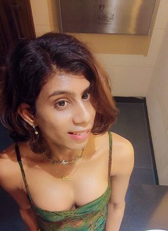 Nila - Acompañantes transexual in Bangalore Photo 3 of 6