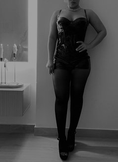 Nila - dominatrix in Dubai Photo 9 of 13