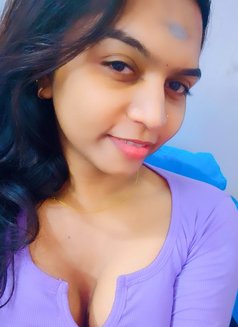 Nilababy - Transsexual adult performer in Chennai Photo 3 of 3