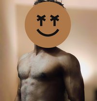 Nile - Male escort in Doha