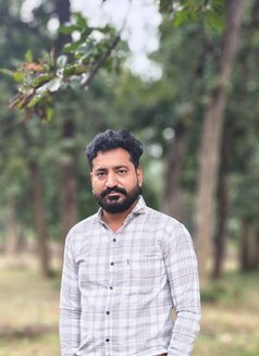 Nilesh - Acompañantes masculino in Ahmedabad Photo 2 of 3