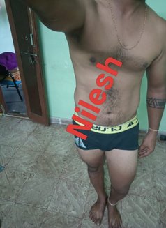 Nilesh - masseur in Coimbatore Photo 2 of 5