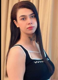 Nili - masseuse in Muscat Photo 1 of 3