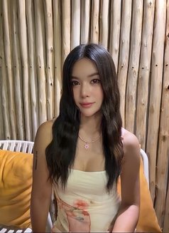 Nilin - masseuse in Bangkok Photo 2 of 6