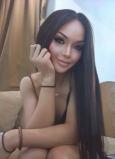 Nilin Ladyboy Thailand - Transsexual escort in Riyadh Photo 14 of 29