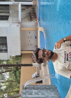 Niloy - Male escort in Dhaka Photo 17 of 20