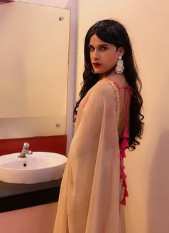 Nilu Doll - Acompañantes transexual in Gurgaon Photo 6 of 6