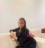 Nilu Independent housewife 4 - puta in Noida Photo 5 of 5