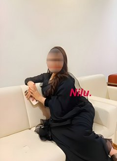 Nilu Independent housewife 4 - puta in Noida Photo 5 of 5