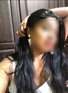 Nilu Srilanka - escort in Dubai Photo 2 of 6