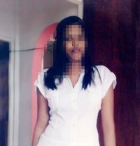 Nima - escort in Colombo