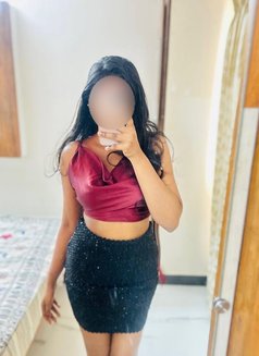 Nimalka - escort in Colombo Photo 2 of 4