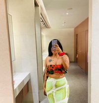 Nimasha for Cam and Real Meet - puta in Colombo