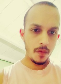 Roshan White Skin Boy (Verified Account) - Male escort in Colombo Photo 2 of 4