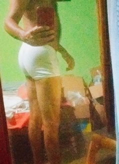 Roshan White Skin Boy (Verified Account) - Male escort in Colombo Photo 4 of 4