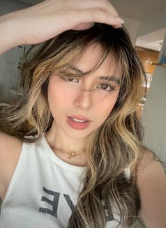 Nimffa - escort in Makati City Photo 2 of 7