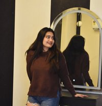 Nimisha - puta in Hyderabad