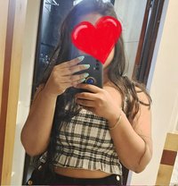 Nimisha Indian Escort in Abu Dhabi - puta in Abu Dhabi